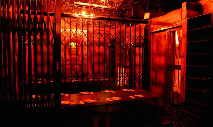 restaurante tematico miedo tokyo the lock up