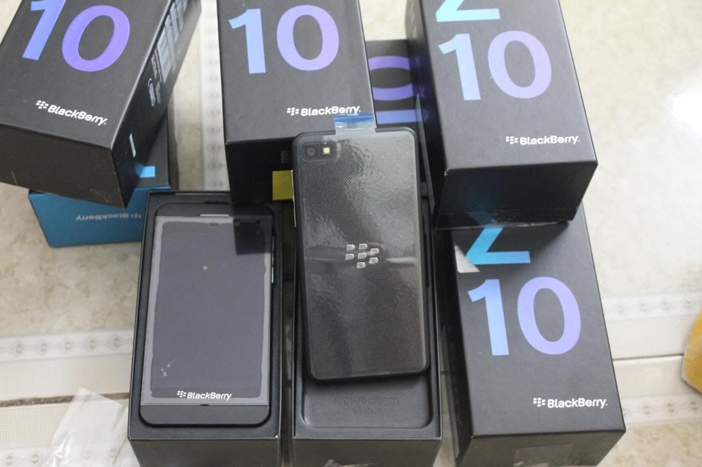 blackberry hàng hot . Z10 new fb  , Q10 , 9900 like new, 9780 ,9700 virgin cực độc . - 7