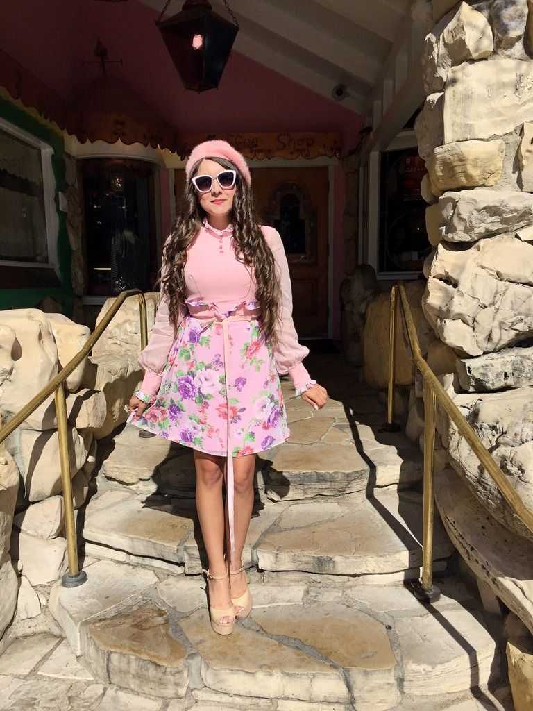 krystal alexis aguilar life of a doll vintage blogger madonna inn