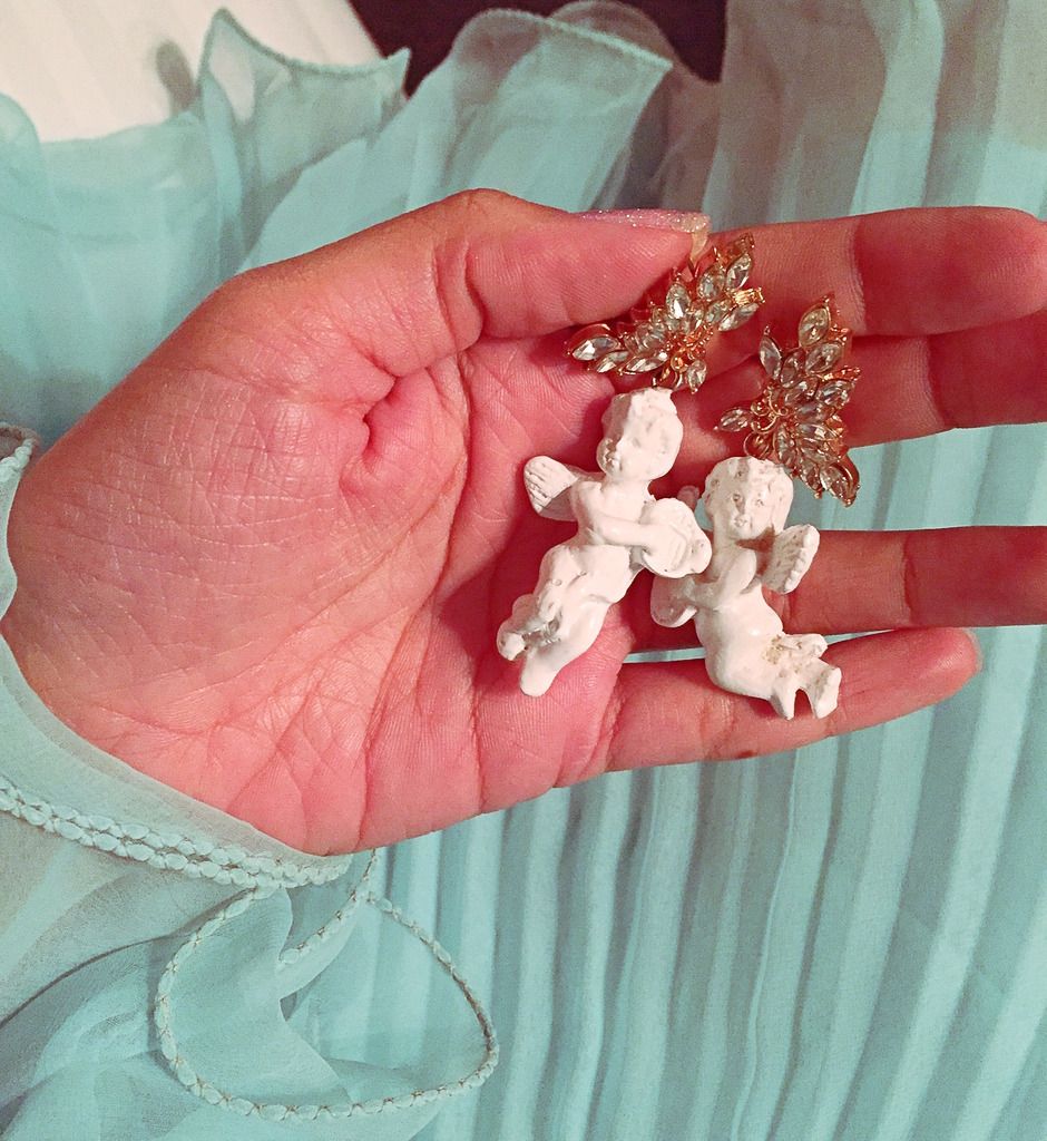 krystal alexis aguilar life of a doll vintage blogger madonna inn