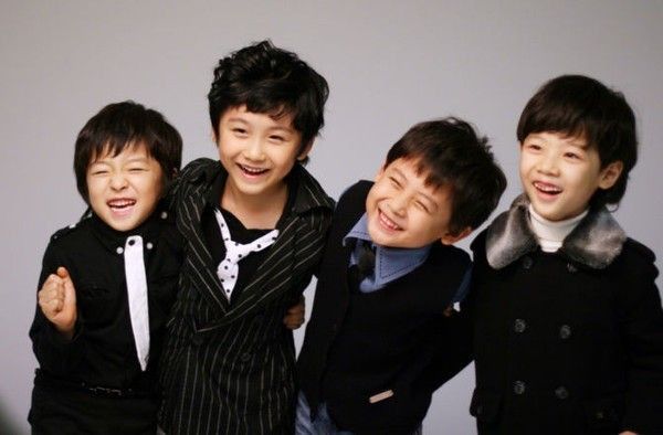 F4