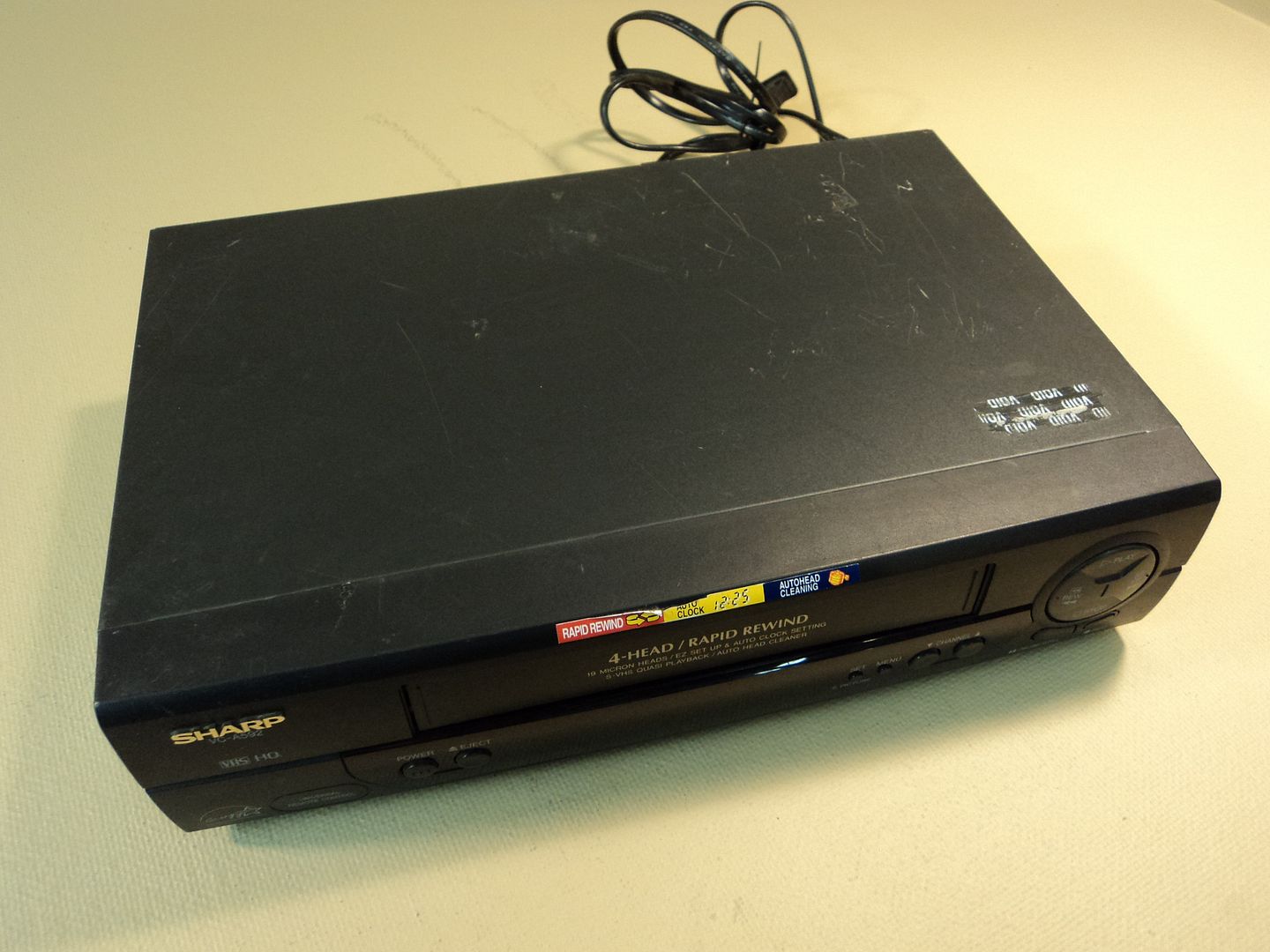 Sharp Video Cassette Recorder VCR VHS HQ 4 Head Rapid Rewind VCA592U