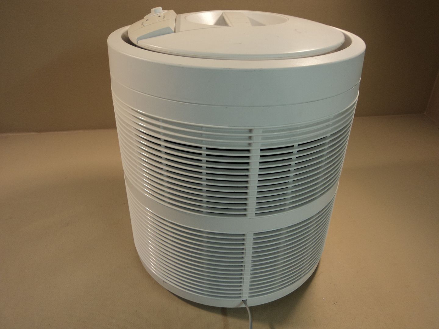 Honeywell Kaz Air Purifier True HEPA Round Up to 23ft x 20ft Room 50300