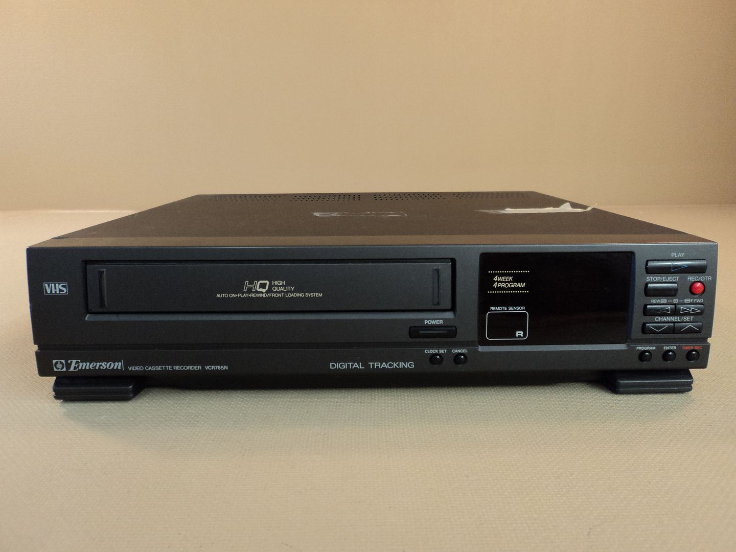 Emerson Video Cassette Recorder VCR HQ Front Loading System 120VAC 27W