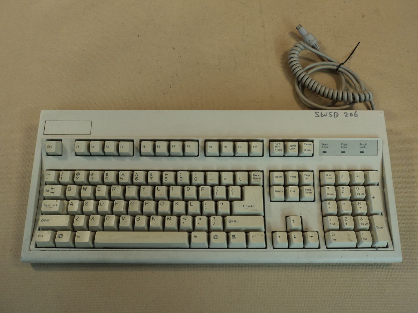 Key Tronic Deluxe Computer Keyboard PS2 Gray PS/2 Coil Cord E03601QLPS2