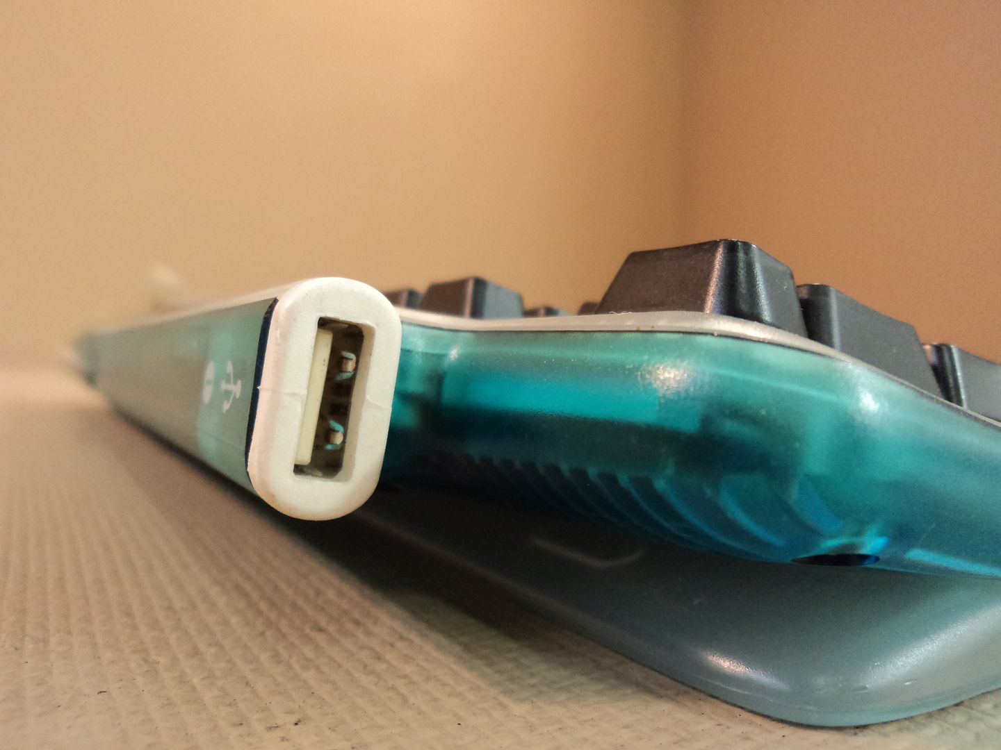 Apple Desktop Computer USB Keyboard iMac Teal Blue Green Two USB Ports