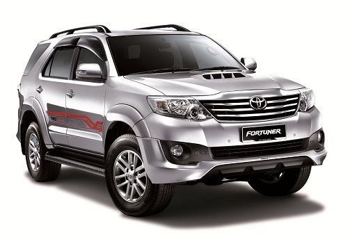 toyota-fortuner-dong-xe-duoc-yeu-thich_z