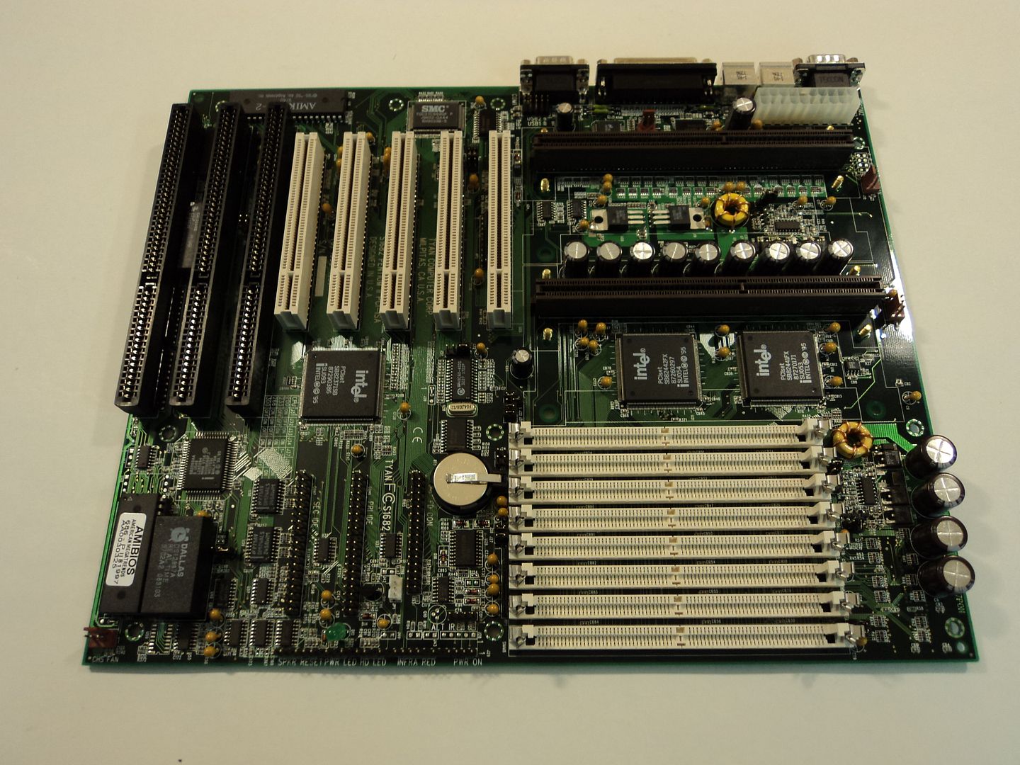 Tyan Single Dual Pentium II Motherboard 233MHz to 300MHz S1682D Tahoe 2 ATX